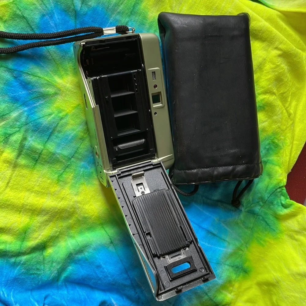 3D trio camera with black case